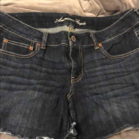 American Eagle Outfitters Pants - American Eagle midi shorts